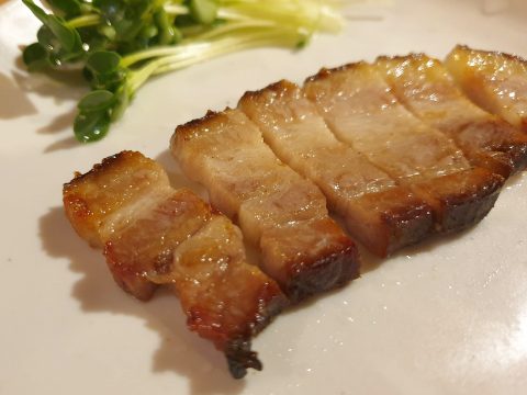 豚バラ肉燻製 新橋 いろり村 自家製燻製と富山の酒肴